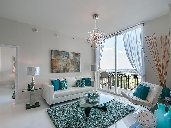 4th image of 550 Okeechobee Blvd #Uph-05