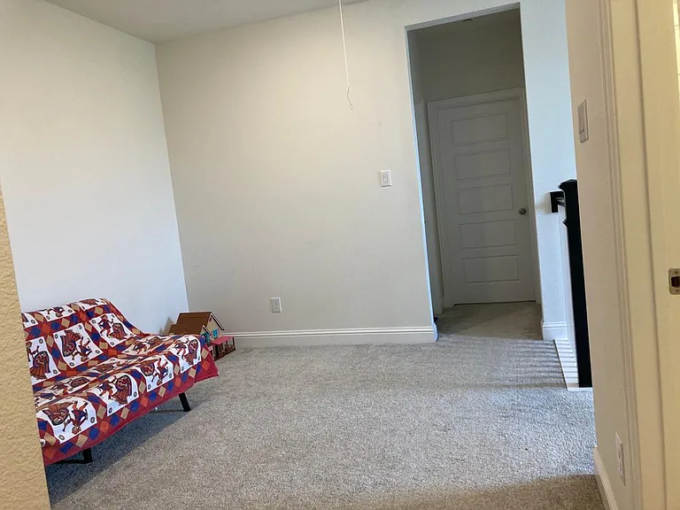 4705 Corriente Vista Ln — Photo 6