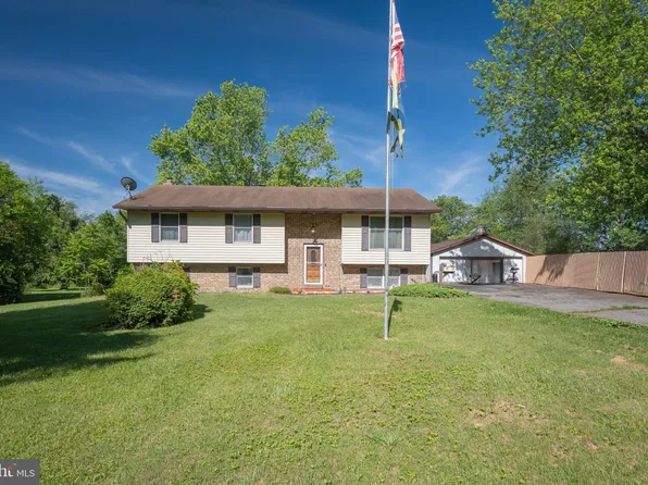 2362 Gillis Rd, Mount Airy, MD 21771