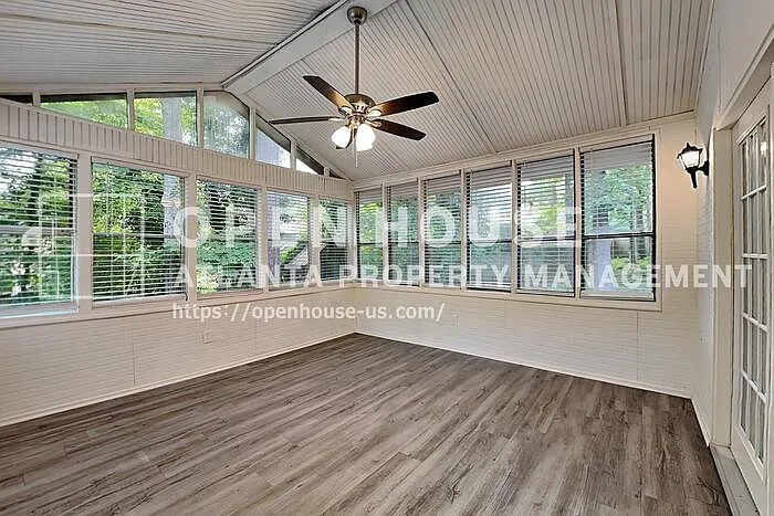 2426 Emberwood Dr NW — Photo 16