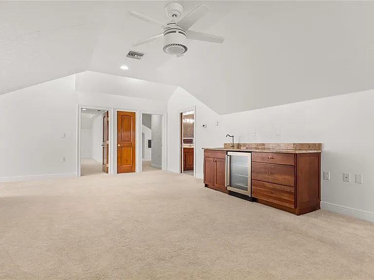 1501 Lake Markham Rd — Photo 85