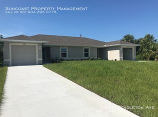 10425 Pendleton Ave, Englewood, FL 34224