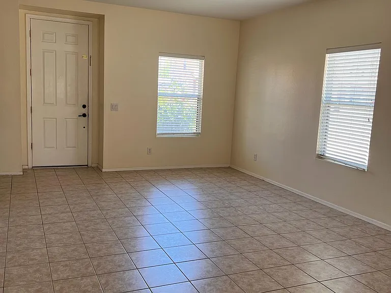 4238 E Deer Dancer Way — Photo 3