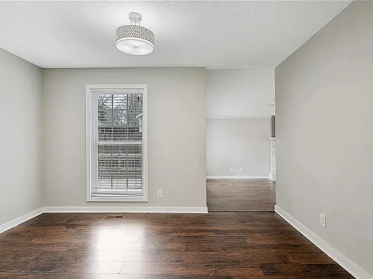 316 Whipple Tree Ln — Photo 22