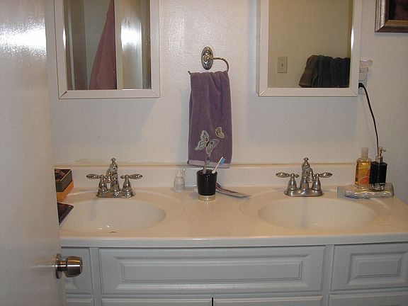 mstr ba/double sinks