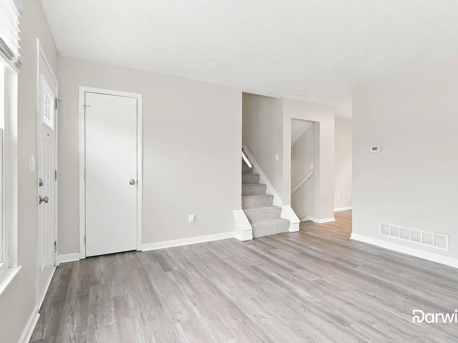 3 bed, 2.0 bath, 1112 sqft, $1,865 — Photo 4