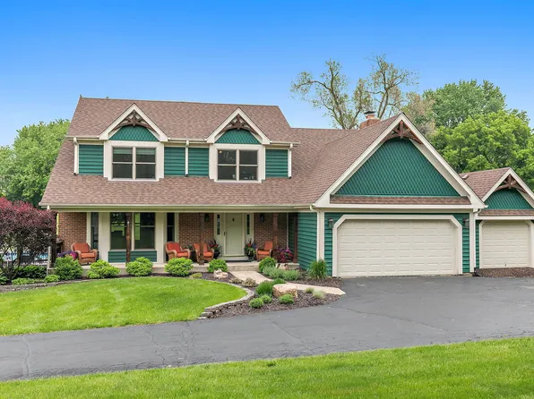 1010 Plum Tree Rd, Fox River Grove, IL 60021