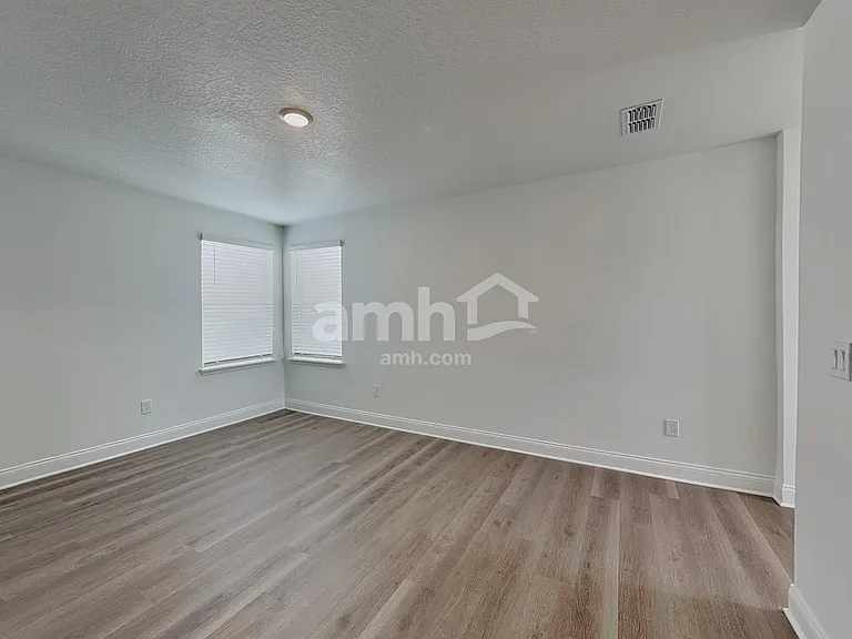 16385 Aubergine Alley — Photo 10