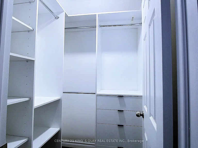 1763 Bayview Ave #BASEMENT — Photo 8