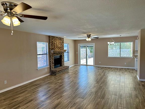 5th image of 4572 Monahans Dr