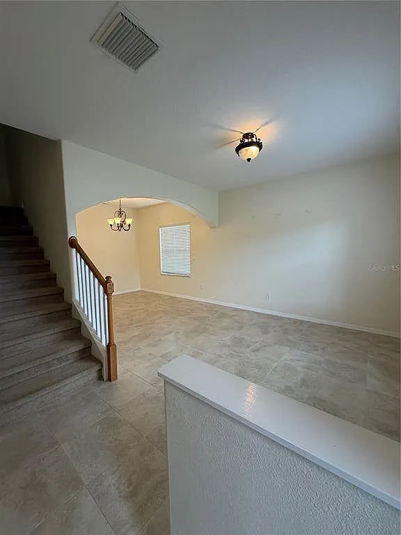 4 bed, 2.5 bath, 2364 sqft, $2,700 — Photo 4
