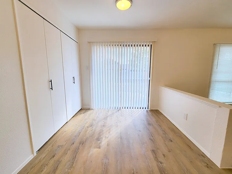 5541 Ragan Dr — Photo 9