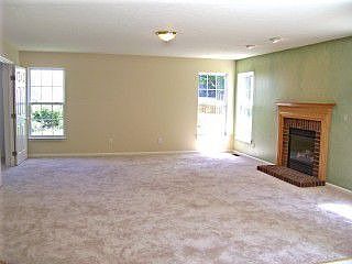 4th image of 3304 Mueller Creek Blvd