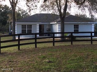 18358 NW 27th St, Morriston, FL 32668