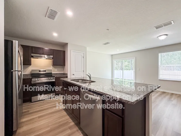 7650 Mailes Ct #101 — Photo 2