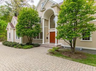 1094 Walnut St, Newton, MA 02461