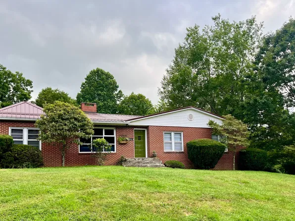 (undisclosed Address), Boone, NC 28607