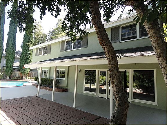 3rd image of 5748 Thomicia Pl