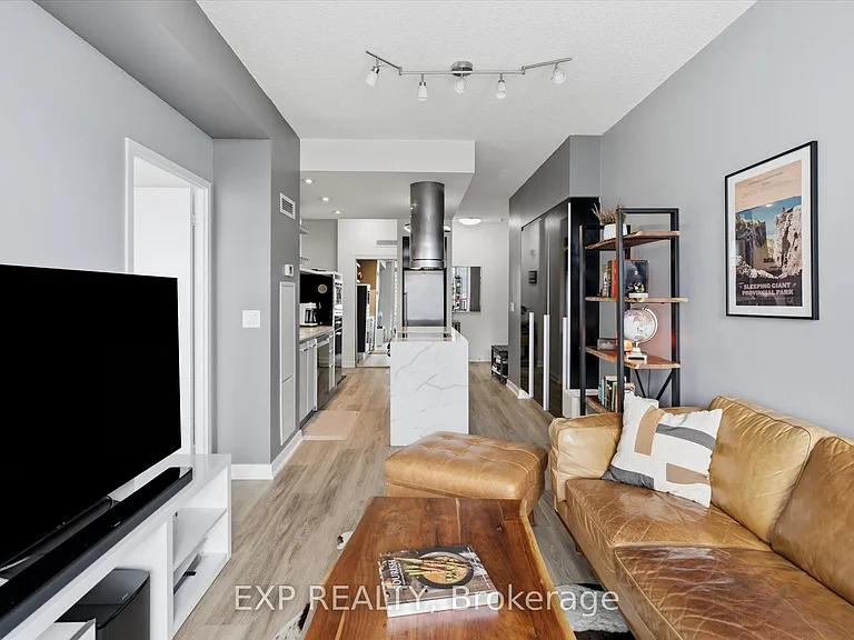 38 Dan Leckie Way #2103 — Photo 2