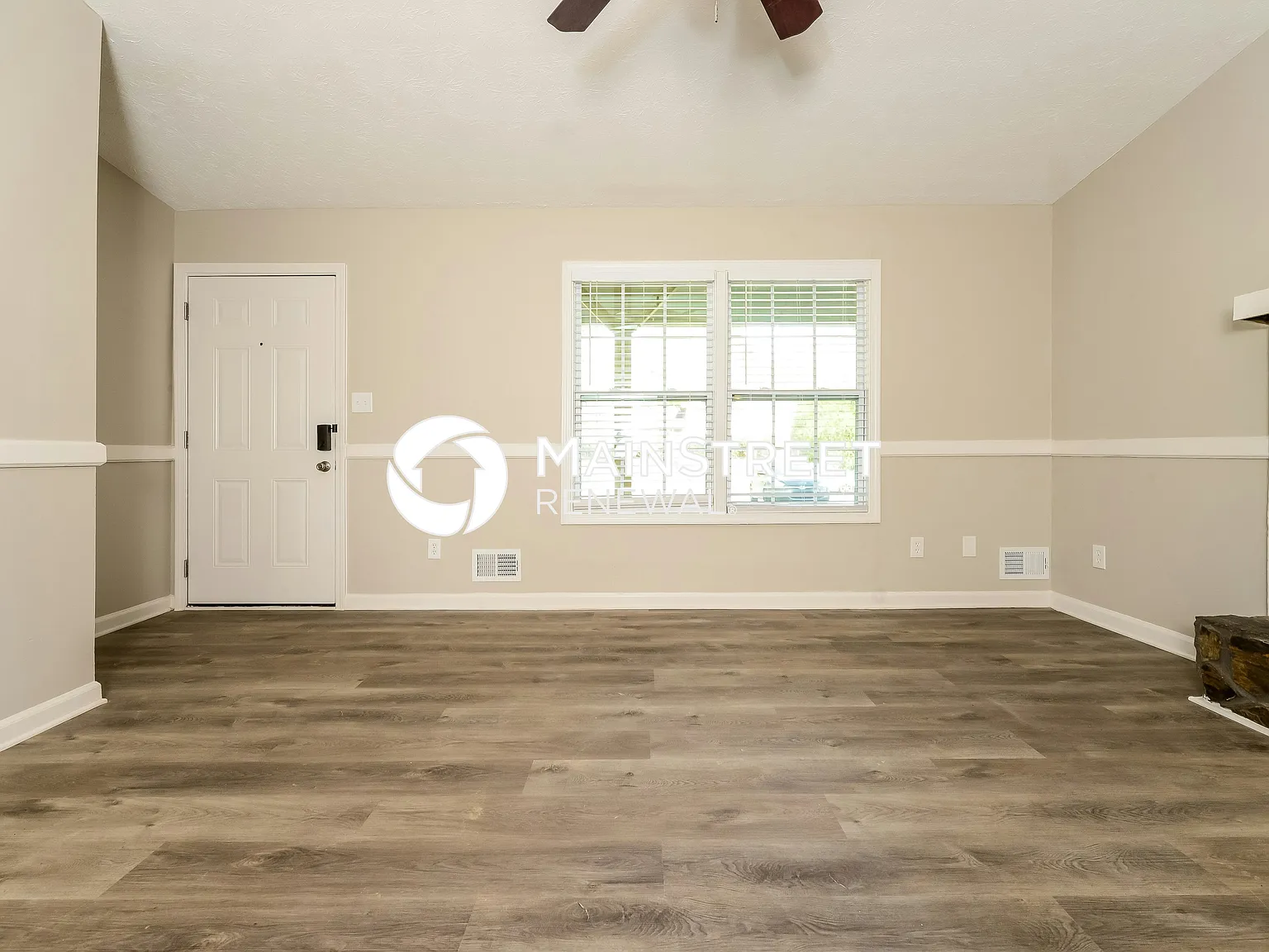 8150 Flamingo Dr — Photo 3