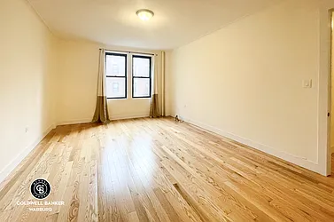 Rented by Coldwell Banker Warburg