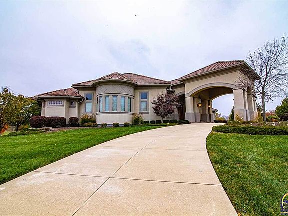 2nd image of 6539 SW Bayshore Dr