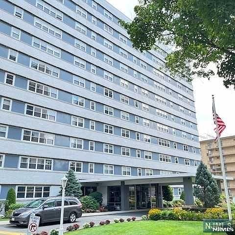 1st image of 280 Prospect Ave Building 280-11