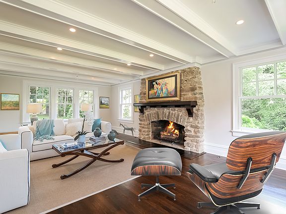 Virtually staged living room