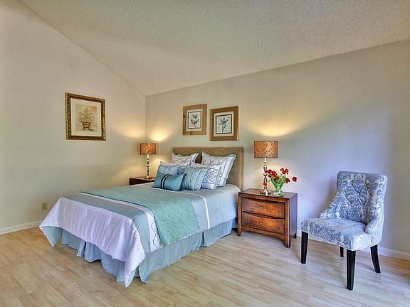 4th image of 43730 Vista Del Mar