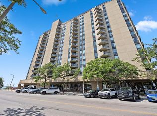 155 Front St N #910, Sarnia, ON N7T7V5