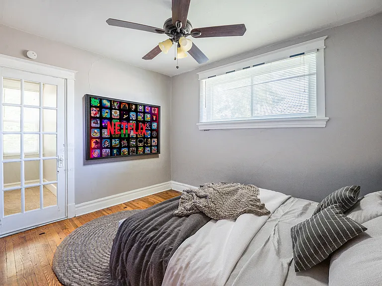 1323 Woodland Dr — Photo 10