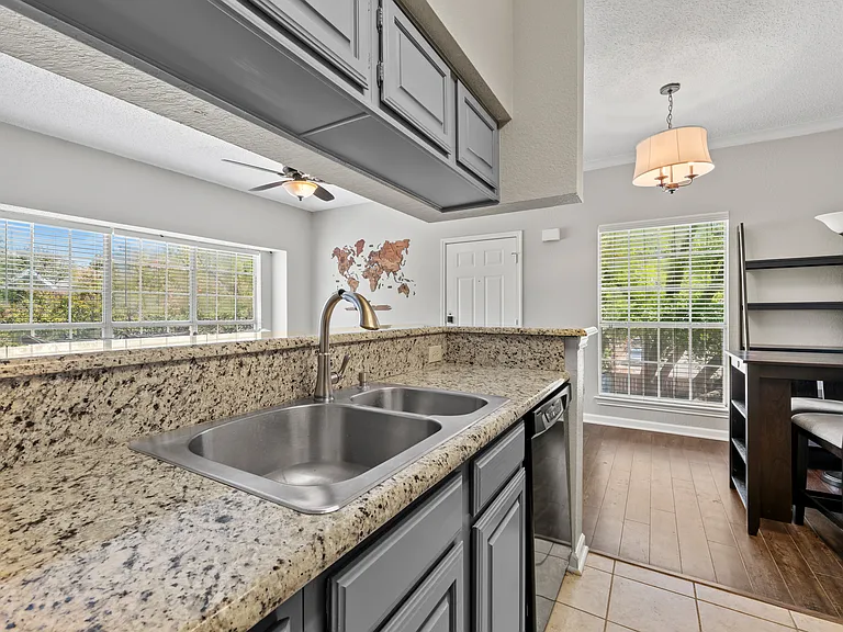 7151 Gaston Ave #619 — Photo 17