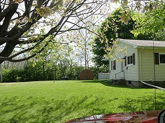 3rd image of 638 Mires Ln