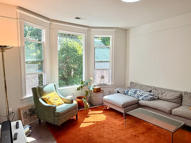 717 17th Ave #B — Photo 3