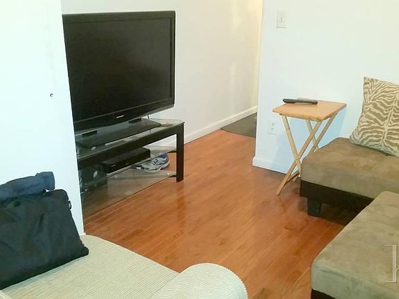 3rd image of 155 E 92nd St APT 23