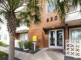 630 Center Sq W #304, Port Aransas, TX 78373