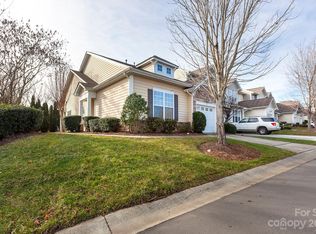 320 Park View Dr, Belmont, NC 28012