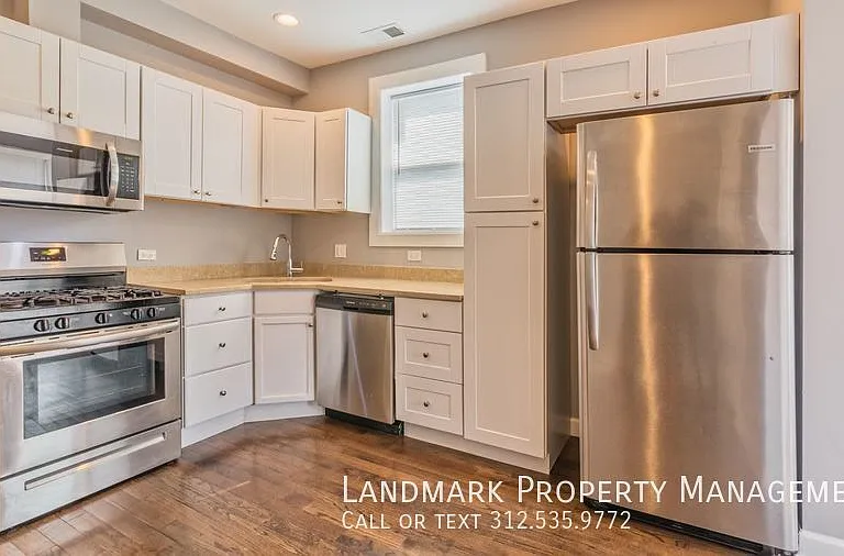 2353 W 18th Pl #3R — Photo 3