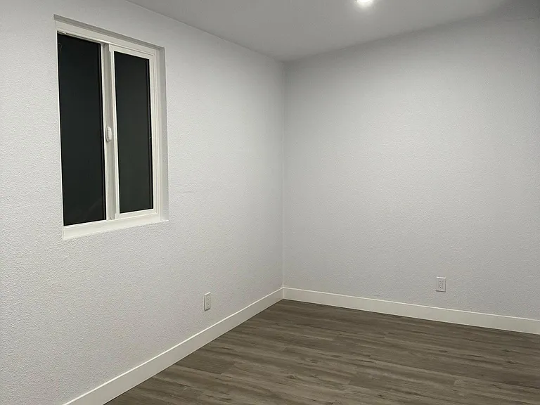 9509 Stephens St — Photo 35