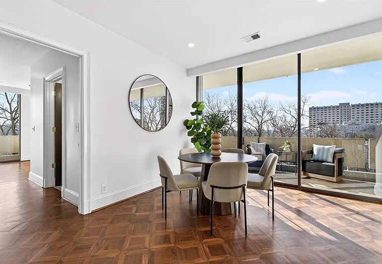 2575 Peachtree Rd NE #7E — Photo 21