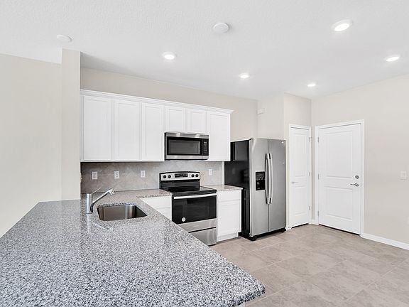 4556 Sparkling Shell Ave_03_02102025