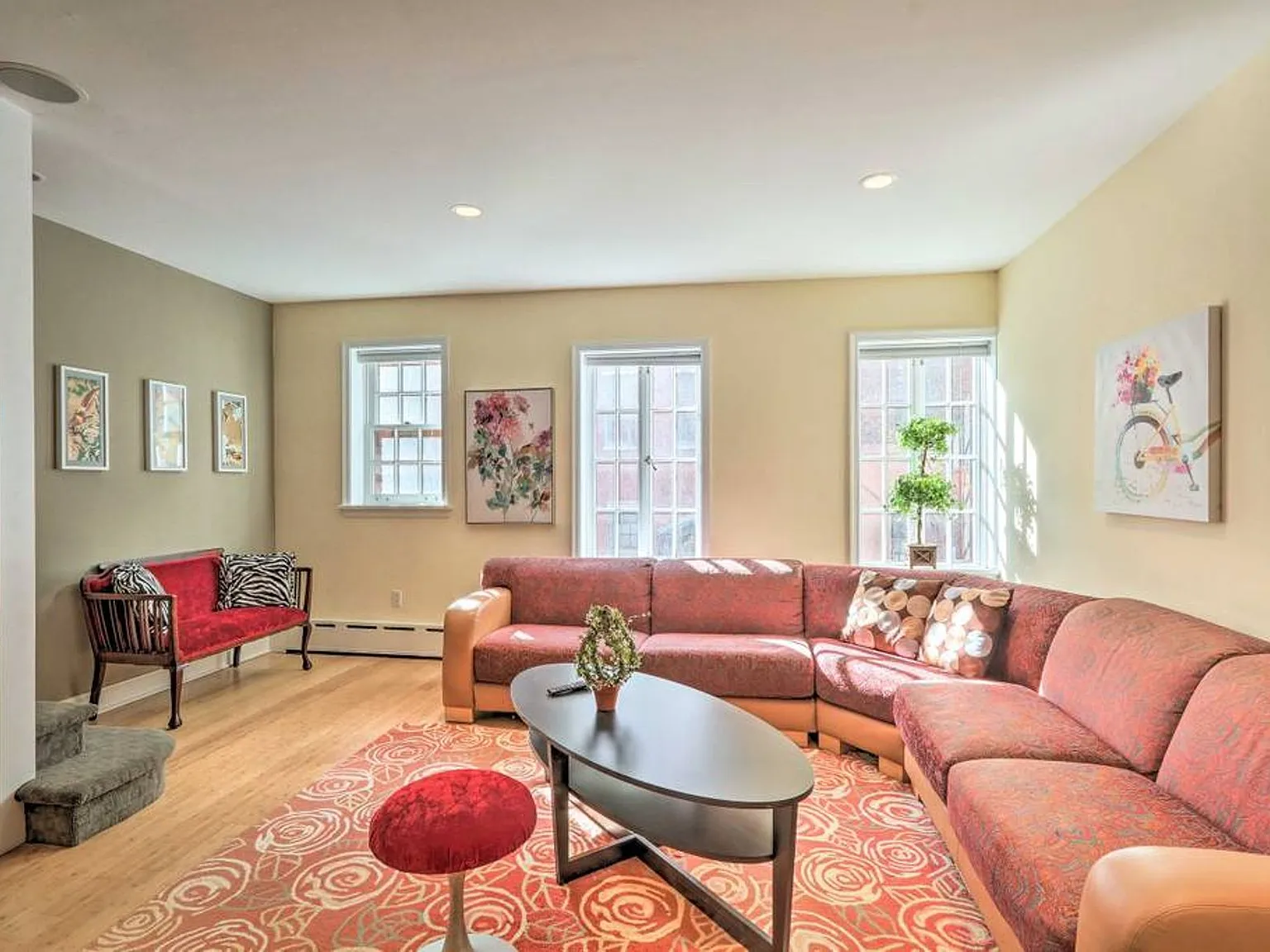 3 bed, 1684 sqft, $4,200 — Photo 4