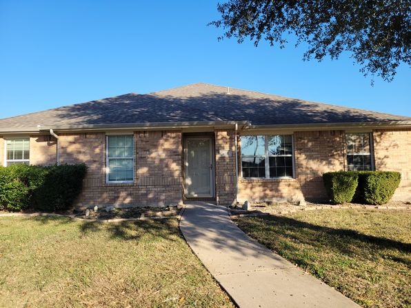 614 Rolling Meadows Dr