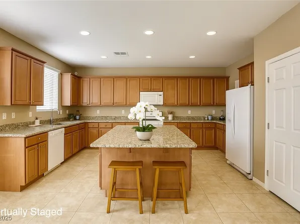 10537 Hamdem Ave, Las Vegas, NV 89129