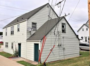 1215 Bateman St, Perry, IA 50220