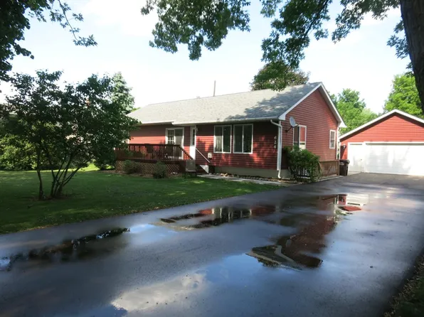 624 1st Ave NE, Osseo, MN 55369