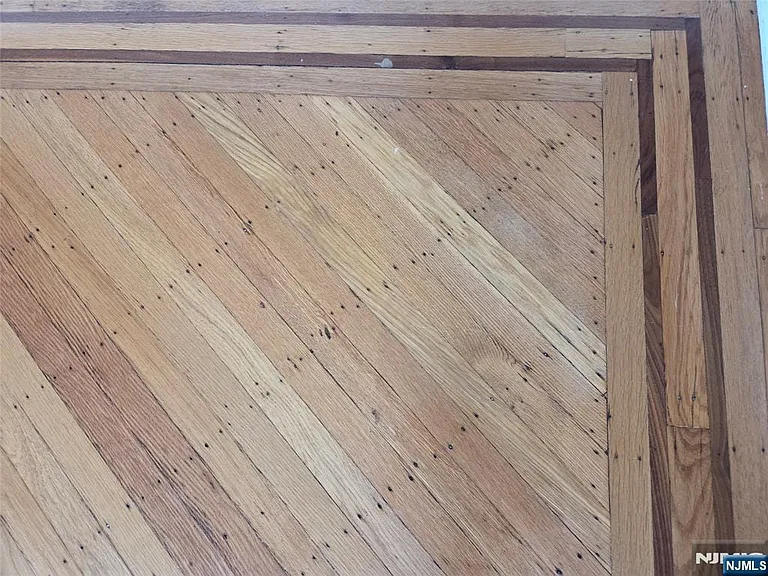 22 Seymour St #6 — Photo 10