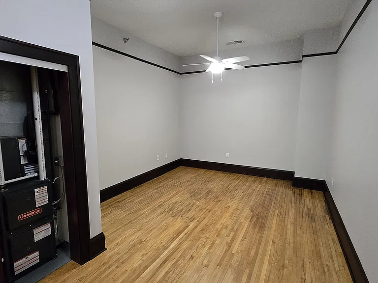 1202 Tower Ave — Photo 113