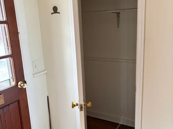 200 Cannon St APT 1A, Chestertown, MD 21620