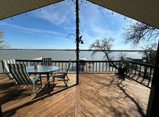 6908 Quarteroaks Dr, Azle, TX 76020